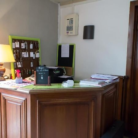 La Tete Noire Hotel Montrichard Exterior photo